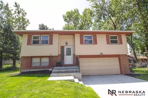 3421 Daniel Rd, Lincoln, NE 68506