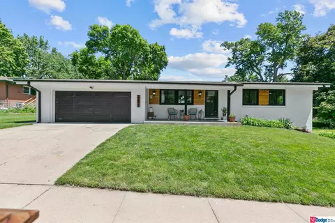 13572 Walnut St, Omaha, NE 68144