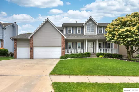 15405 Schuyler Dr, Omaha, NE 68154