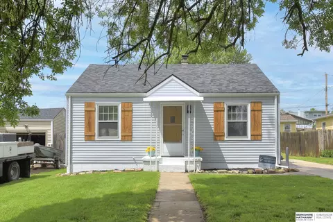 3936 Y St, Omaha, NE 68107