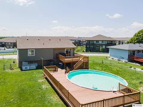 14506 Echo Hills Dr, Omaha, NE 68138