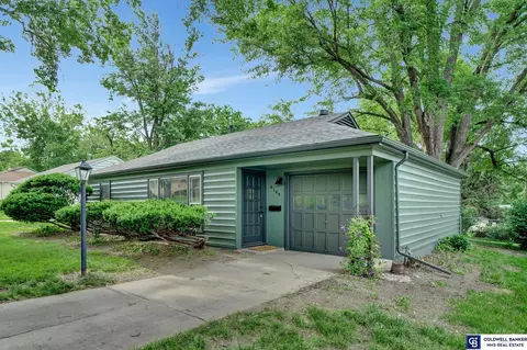 4149 E St, Lincoln, NE 68510