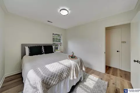 4149 E St, Lincoln, NE 68510 photo 9