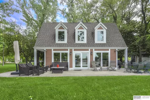 1002 Shady Lane, Fremont, NE 68025