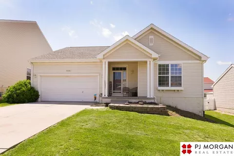 18905 Ontario St, Omaha, NE 68130