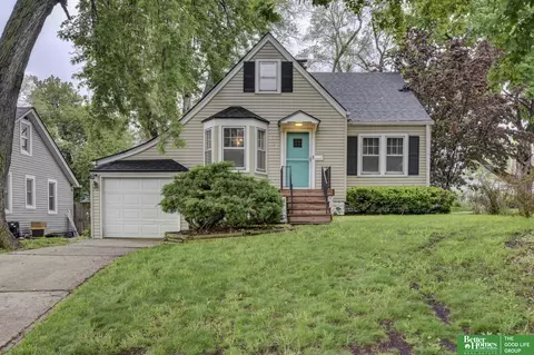 5115 Pinkney St, Omaha, NE 68104