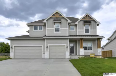 19830 Adams St, Omaha, NE 68135