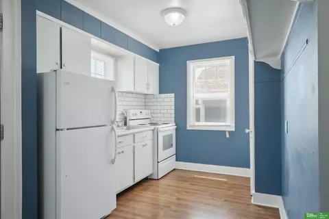 3530 S 40 St, Omaha, NE 68105