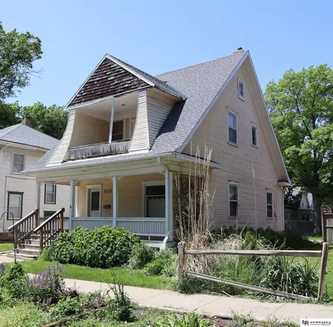 1433 S 14th St, Lincoln, NE 68502