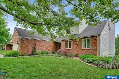 3500 S 76 St, Lincoln, NE 68506