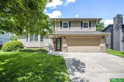 4869 S 93 Ave, Omaha, NE 68127