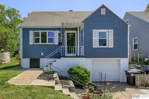 6779 Bedford Ave, Omaha, NE 68104