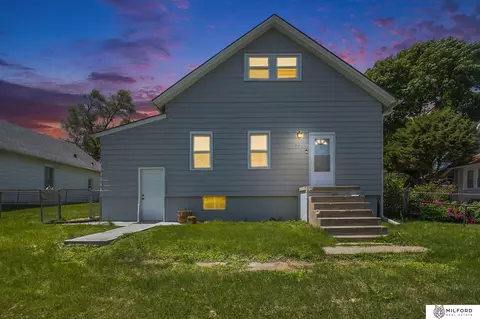 1940 S 14 St, Omaha, NE 68108