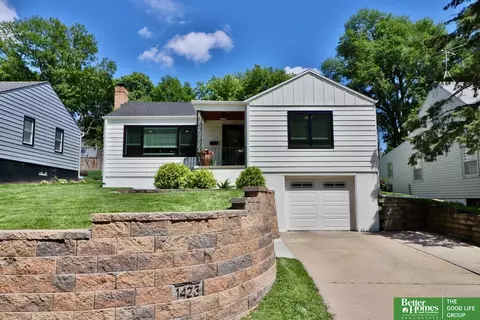 1423 S 54th St, Omaha, NE 68106