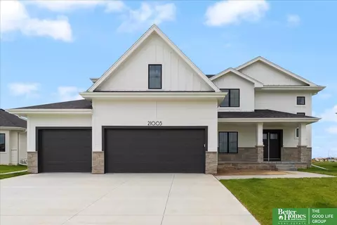 21003 Hartman Ave, Elkhorn, NE 68022