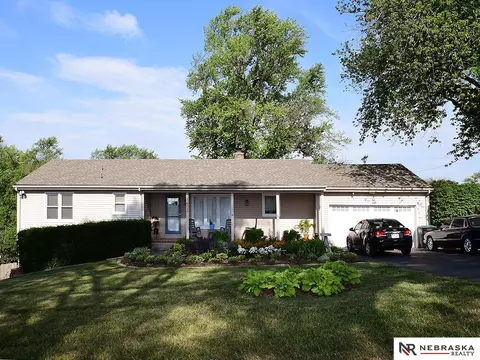 1602 S 95th St, Omaha, NE 68124