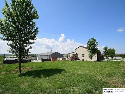 345 Spruce St, Springfield, NE 68059 photo 18