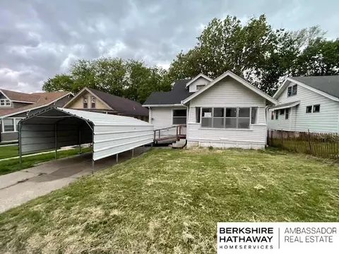 4526 N 41st St, Omaha, NE 68111