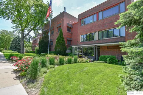 1540 N Cotner Blvd #B103, Lincoln, NE 68505