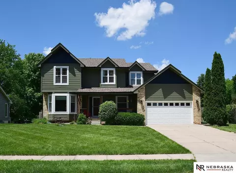 1618 N 164th St, Omaha, NE 68118