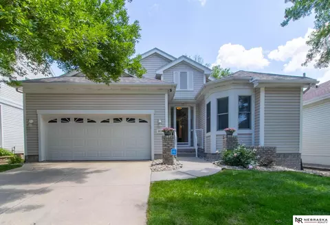 1825 S 171st Ct, Omaha, NE 68130