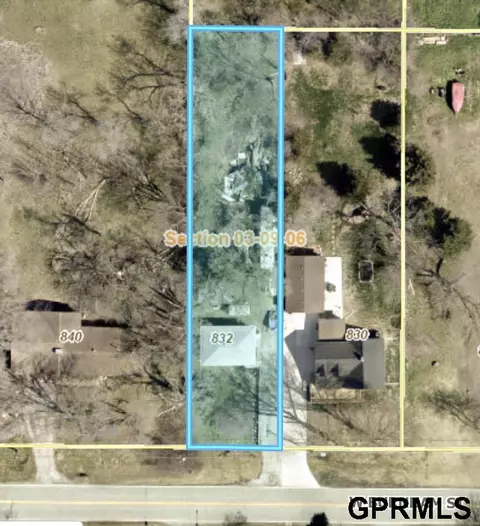 832 W Burnham St, Lincoln, NE 68522