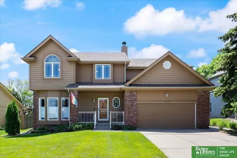 14505 Nelsons Creek Dr, Omaha, NE 68116