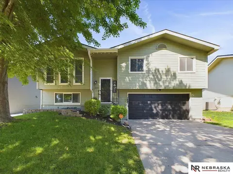 2455 SW 16th St, Lincoln, NE 68522
