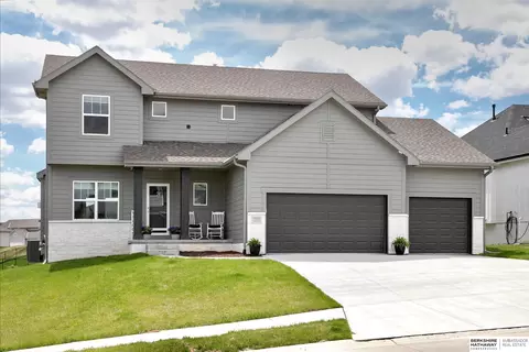 19809 Cottonwood St, Gretna, NE 68028