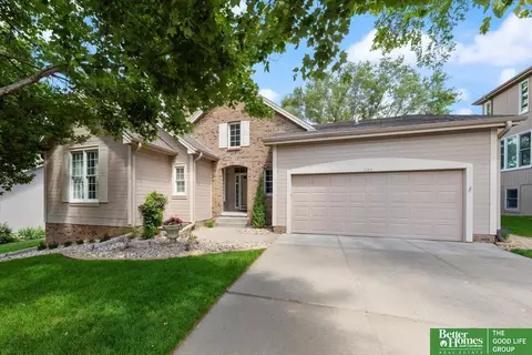 955 S 186th St, Elkhorn, NE 68022