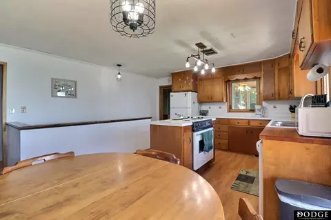 Kitchen - 1941 Co Rd 15, Lyons, NE 68038 photo 3 of 3