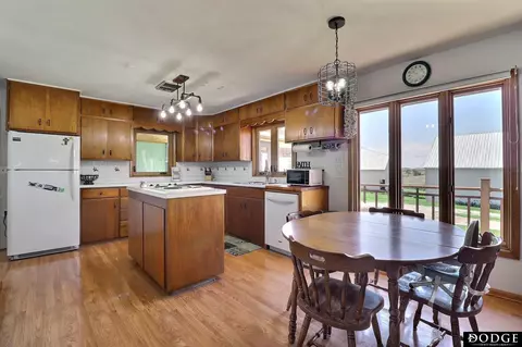 Kitchen - 1941 Co Rd 15, Lyons, NE 68038 photo 2 of 3
