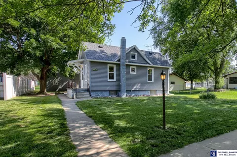 204 E 2nd St, Valparaiso, NE 68065