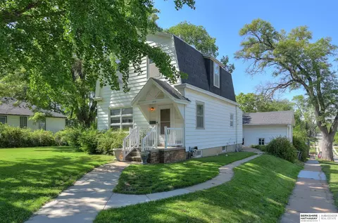 5002 Corby St, Omaha, NE 68104