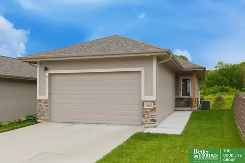 16064 C W Hadan Dr, Bennington, NE 68007