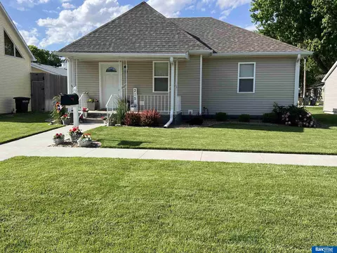 315 N St, Aurora, NE 68818