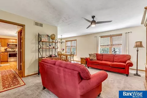141 Struthers Pl, Seward, NE 68434 photo 8