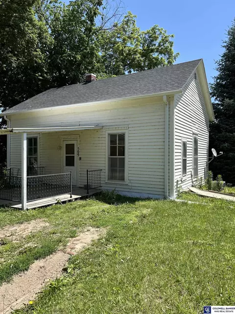 509 5th St, Peru, NE 68421 photo 2