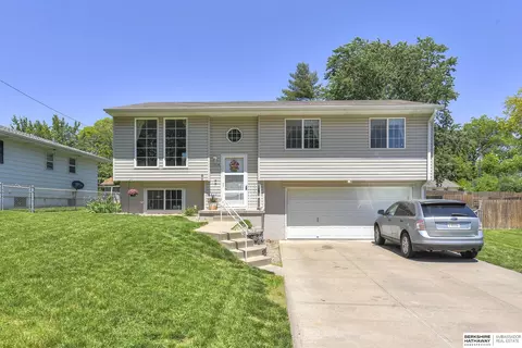 12578 O St, Omaha, NE 68137