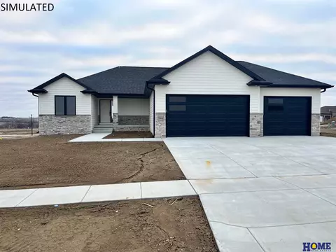 544 N 106th St, Lincoln, NE 68527