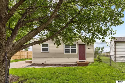 4624 S 63 St, Omaha, NE 68117