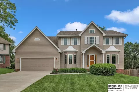 17129 O Cir, Omaha, NE 68135