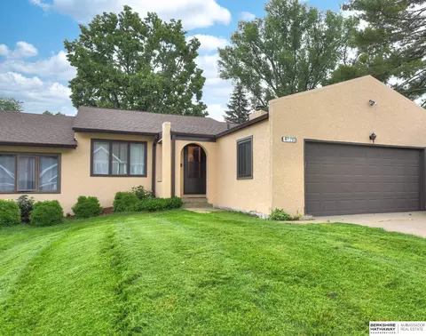 4721 N 111 Cir, Omaha, NE 68164