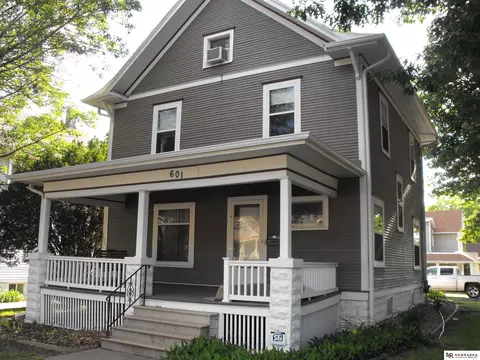 601 S 27th St, Lincoln, NE 68510