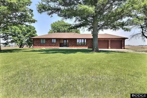 2760 County Road 25, Morse Bluff, NE 68648