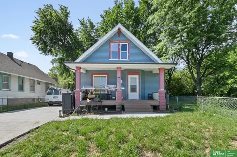 2861 Browne St, Omaha, NE 68111