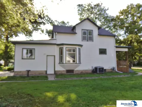 1500 Elk St, Beatrice, NE 68310 photo 2