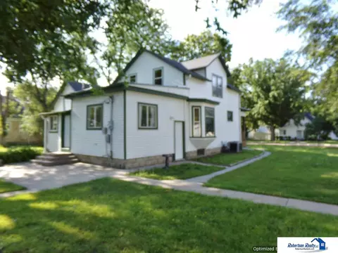 1500 Elk St, Beatrice, NE 68310 photo 3