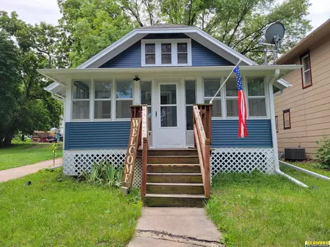1219 14th St, Auburn, NE 68305