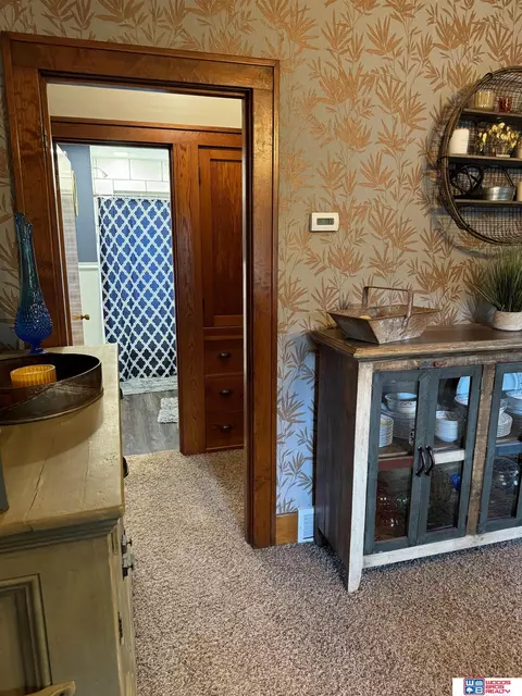 Entry Way - 206 E 9th St, Stromsburg, NE 68666 photo 3 of 4